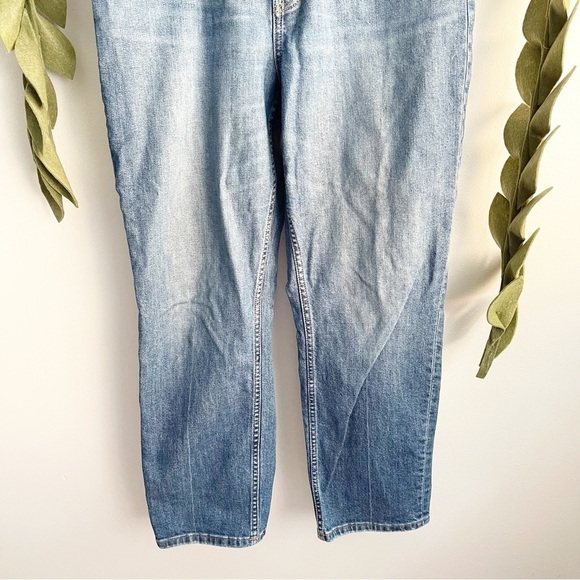 Everlane High Rise Straight Leg Jeans - Picture 2 of 7